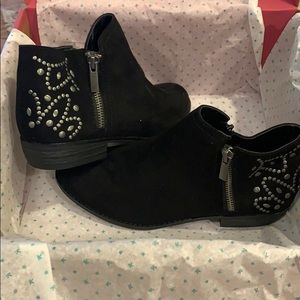 Kidpik Girls Studded ZIP Boot 5Y NWT